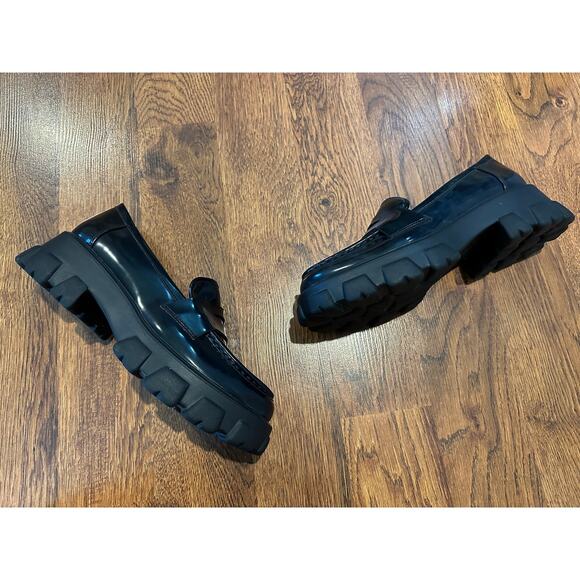 Bar III Women's Paz Lug Sole Loafers Black Size 9.5 90's Style Footwear - Picture 1 of 9